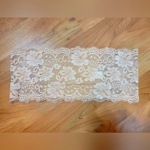 Small OstomySecrets Illusion Lace Wrap Pocket for Ostomy